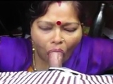 Desi aunty giving blowjob and deepthroat drank cum