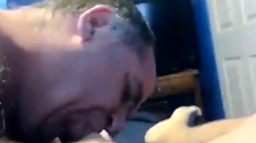Daddy swallows