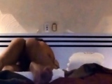 Mi esposa abierta de patas para ser penetrada por su amante