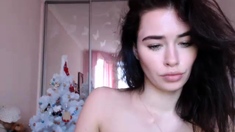Brunette Solo Webcam Masturbation