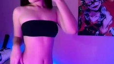 Beauty small tit amateur teen masturbating her shaved pussy