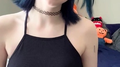 Solo Teen Using Toys Hairbrush and Finger Free Porn