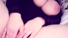 Love Chat Big Boobs Brunette Masturbating For Cam