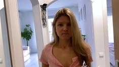 Amateur Webcam Cute Teen Plays Solo with Big