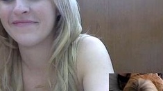 Amateur Blonde Teen Plays Solo with Toy Webcam Porn
