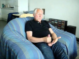 Str8 daddy a quick wank
